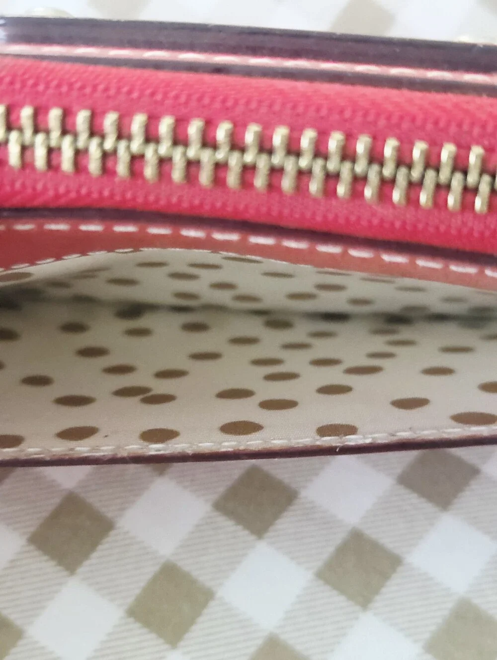 Kate Spade Wellesley Neda Red Pebbled Leather Zip-Around Wallet